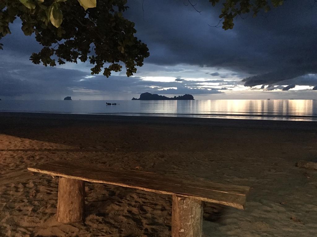 สุกร อันดามัน บีช รีสอร์ท เกาะสุกร ภายนอก รูปภาพ